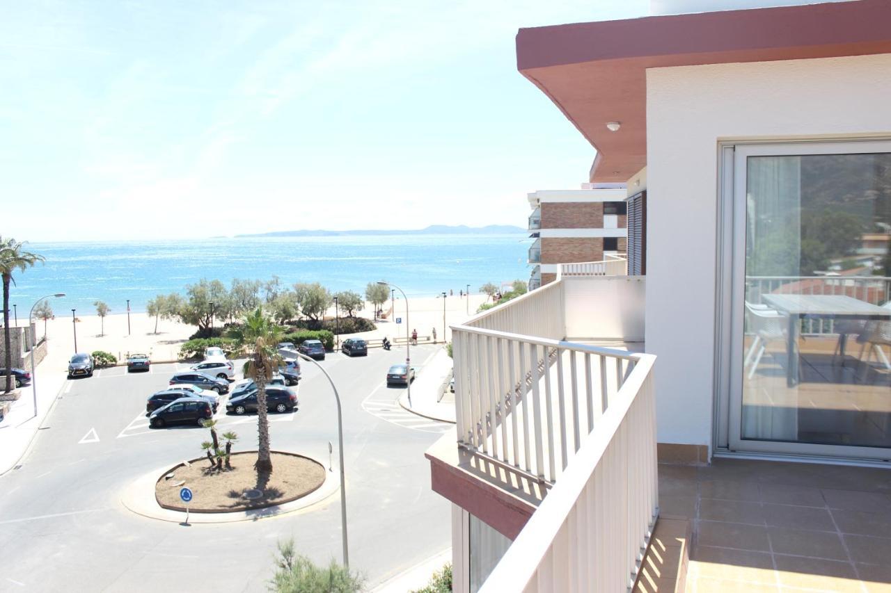 Beautiful Loft, Huge Sunny Terrace, View Over The Beach And Sea 罗萨斯 外观 照片