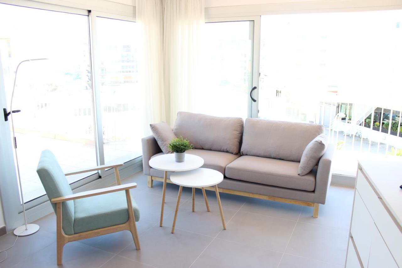 Beautiful Loft, Huge Sunny Terrace, View Over The Beach And Sea 罗萨斯 外观 照片